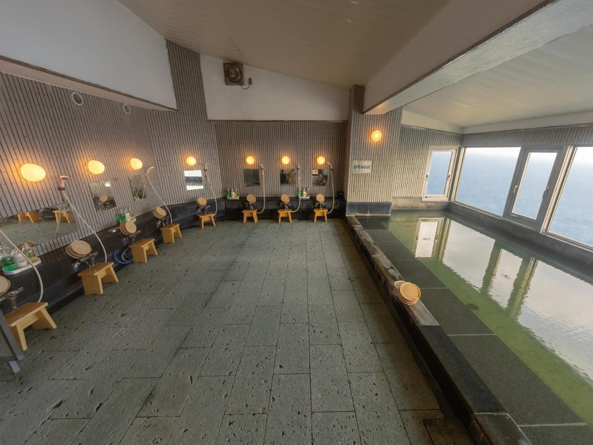 34m² studio Appartement, met 1 privé badkamer in Higashiizu Buitenkant foto