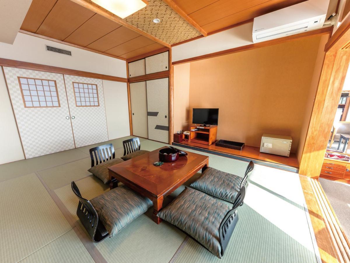 34m² studio Appartement, met 1 privé badkamer in Higashiizu Buitenkant foto