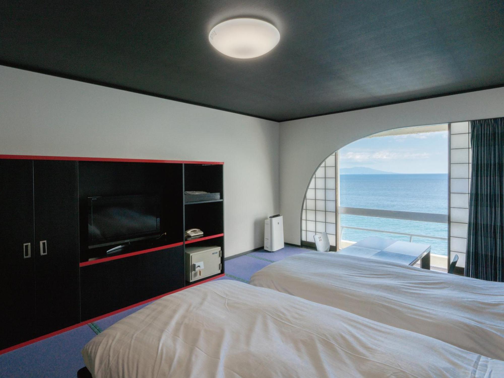 34m² studio Appartement, met 1 privé badkamer in Higashiizu Kamer foto