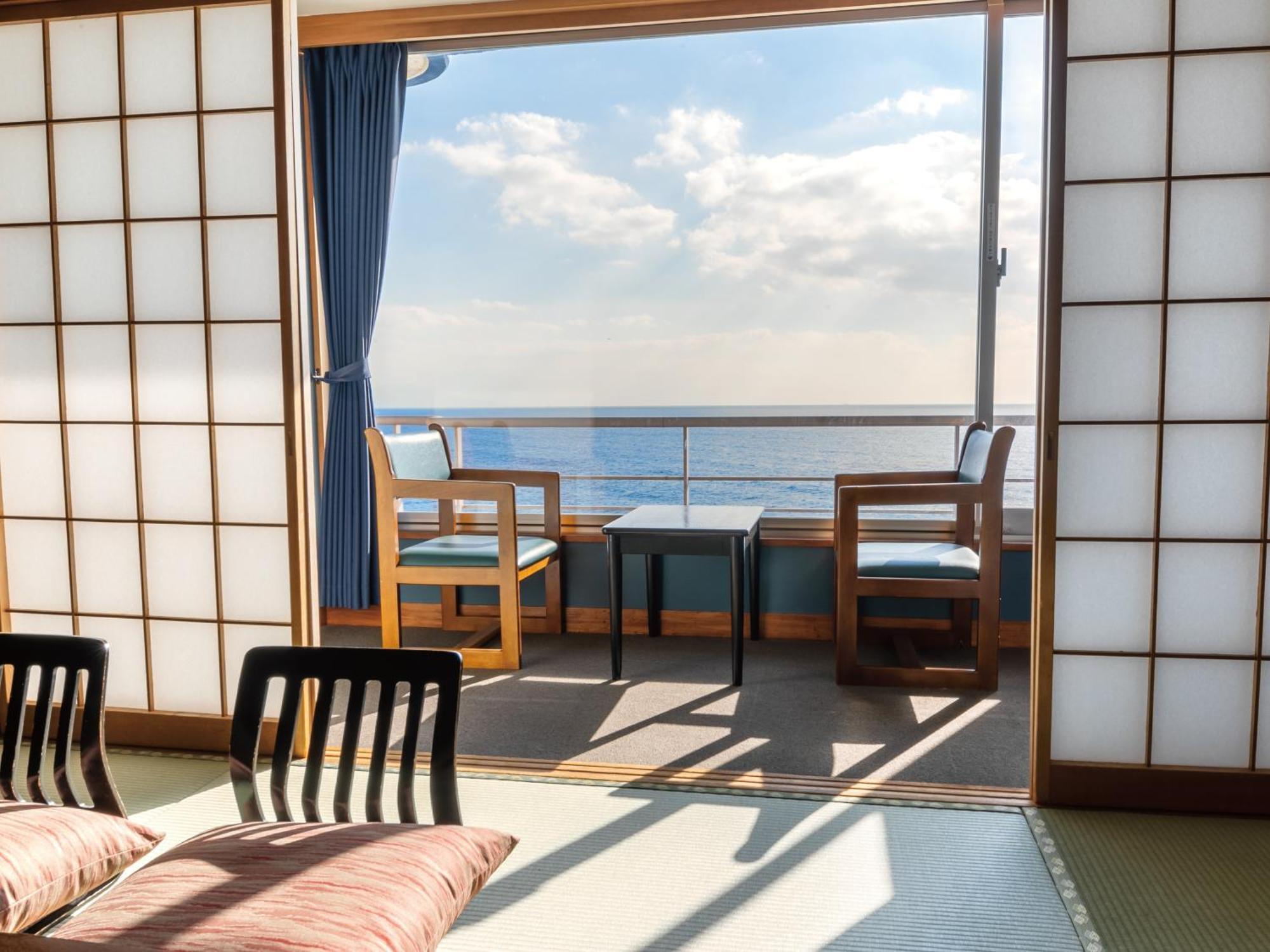 34m² studio Appartement, met 1 privé badkamer in Higashiizu Kamer foto